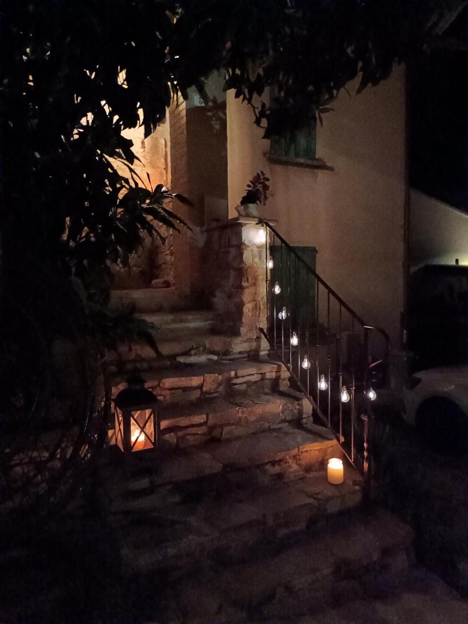 Apartamento Il Nido Di Matilde _Monolocale Design Sul Fiume_ Rossena Exterior foto